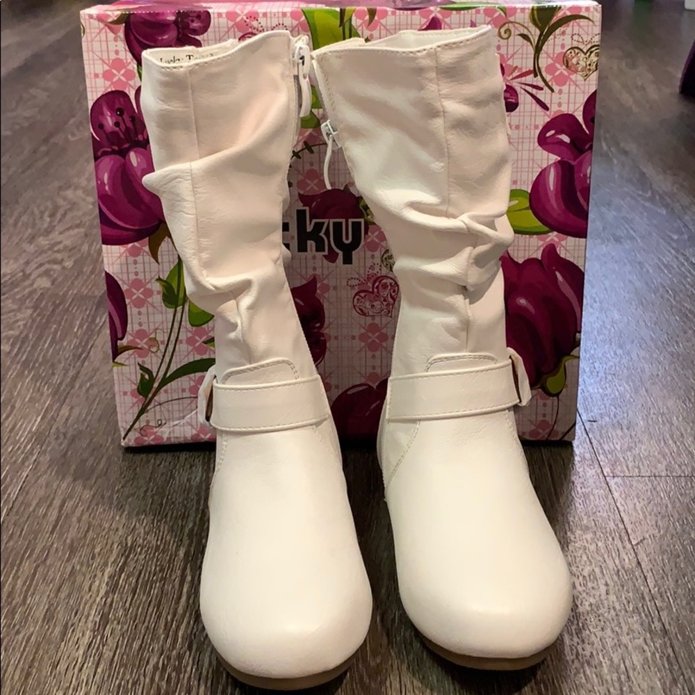 Lucky Top Theory White Boots 10 Toddler Girl